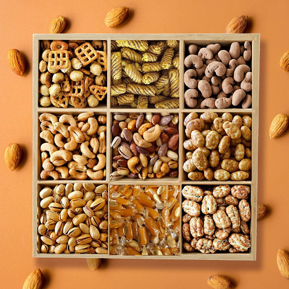 Signature gift Tray (Nuts & Chocolate)